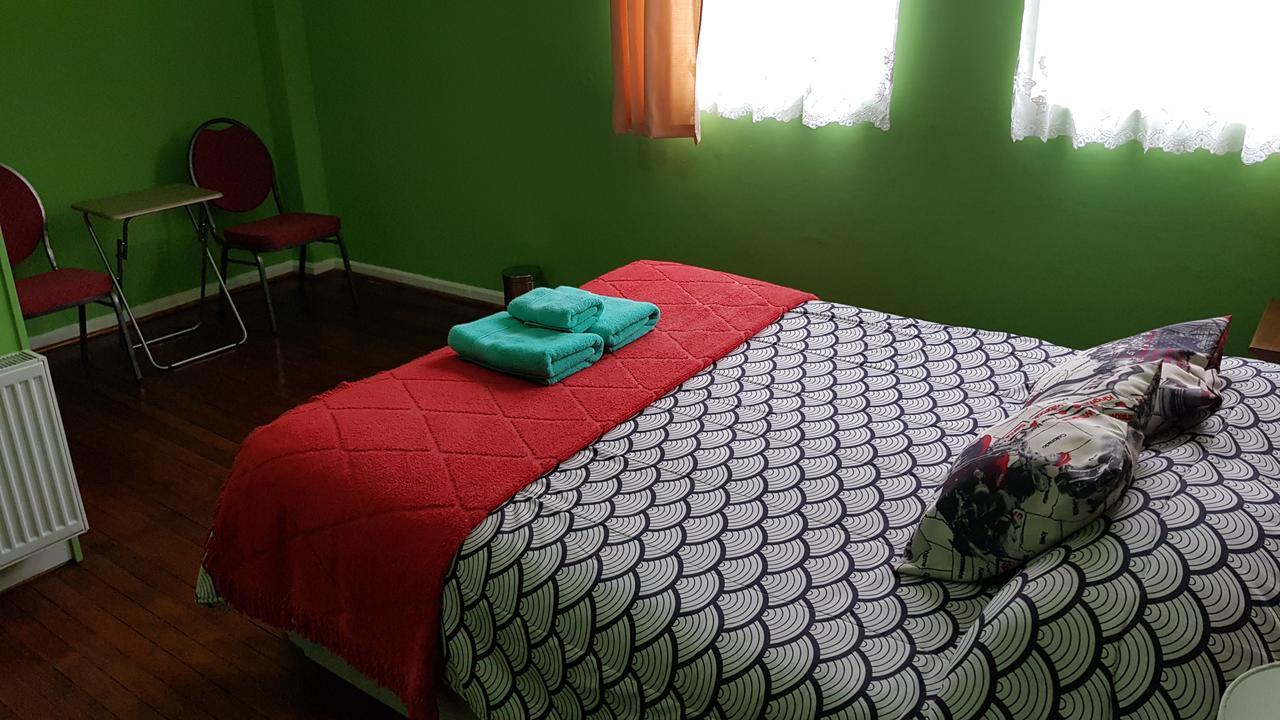 Hostal Viajeros Punta Arenas Bagian luar foto